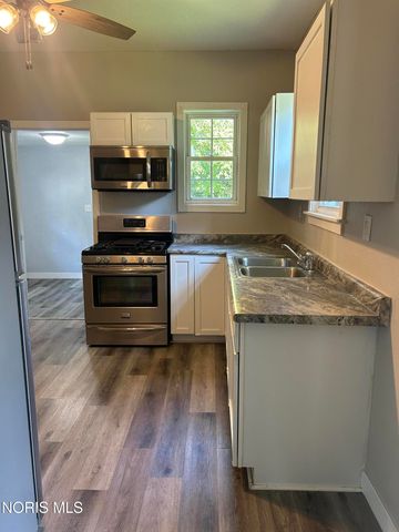 4112 Lewis Avenue, Toledo, OH 43612