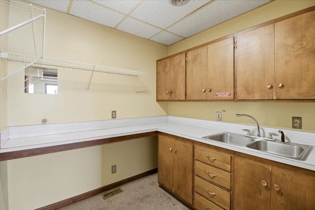 320 Dewey Street, Bennington, VT 05201