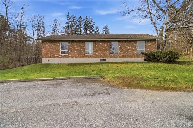 320 Dewey Street, Bennington, VT 05201