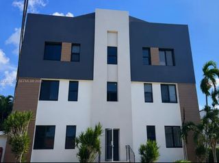 2961 SW 5th Street 14, Miami, FL 33135