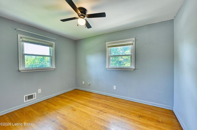 10006 Fern Creek Rd, Louisville, KY 40291