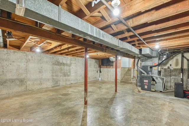 10006 Fern Creek Rd, Louisville, KY 40291