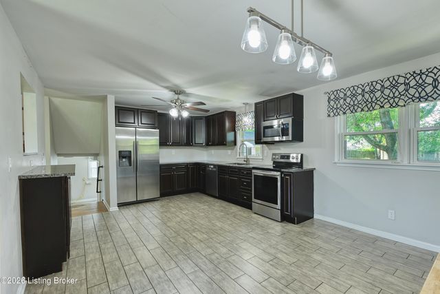 10006 Fern Creek Rd, Louisville, KY 40291