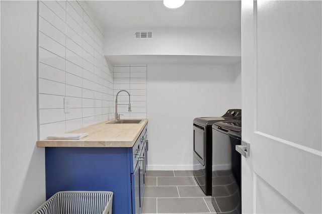 2497 Wawona NE Drive, Brookhaven, GA 30319