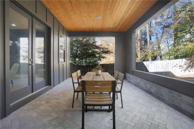 2497 Wawona NE Drive, Brookhaven, GA 30319