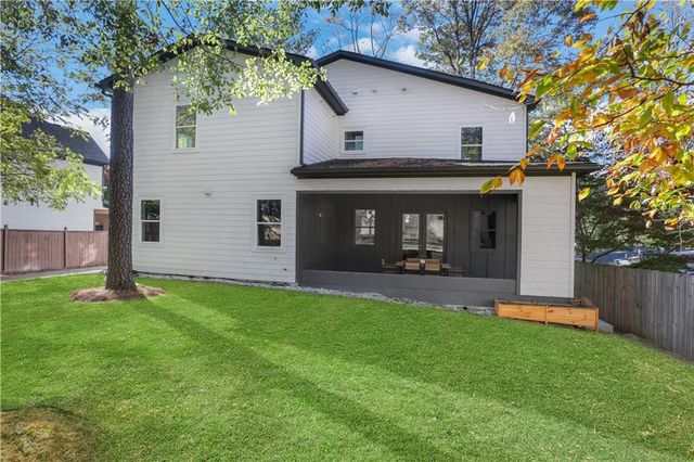 2497 Wawona NE Drive, Brookhaven, GA 30319