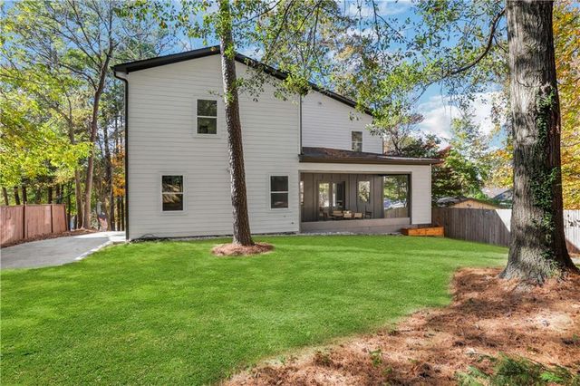 2497 Wawona NE Drive, Brookhaven, GA 30319