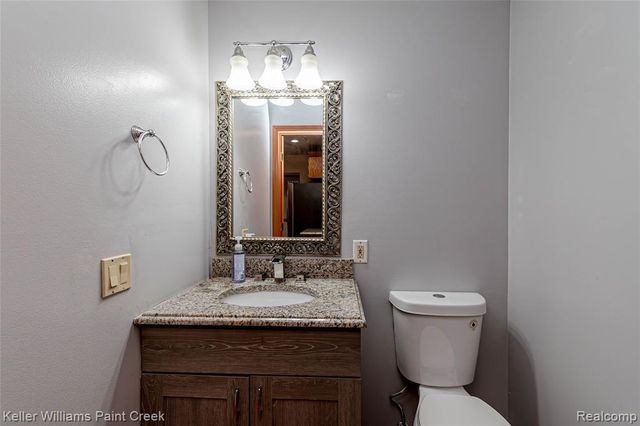 5555 Chatham Lane, Grand Blanc, MI 48439