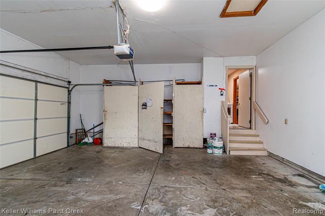 5555 Chatham Lane, Grand Blanc, MI 48439