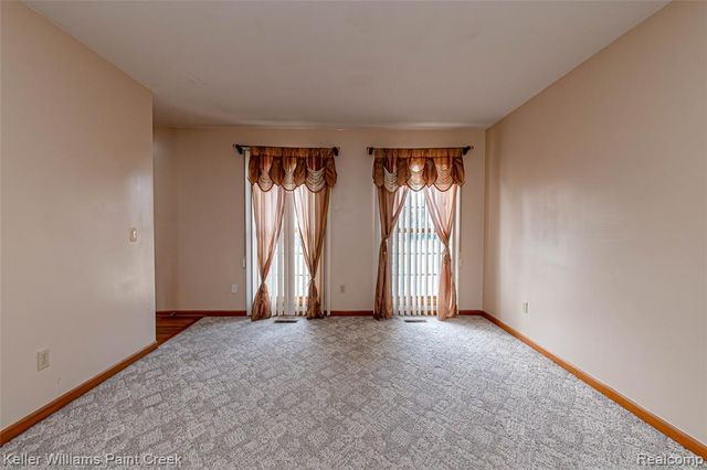 5555 Chatham Lane, Grand Blanc, MI 48439