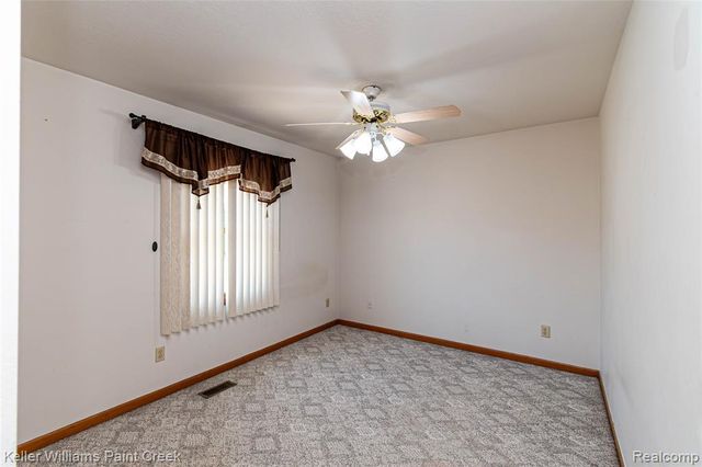 5555 Chatham Lane, Grand Blanc, MI 48439