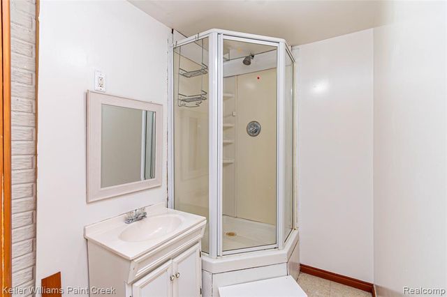 5555 Chatham Lane, Grand Blanc, MI 48439