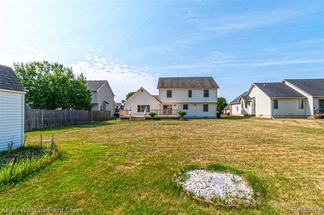 5555 Chatham Lane, Grand Blanc, MI 48439