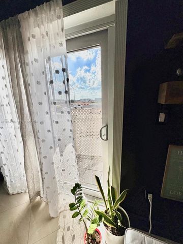 6175 W 20th Ave 309, Hialeah, FL 33012