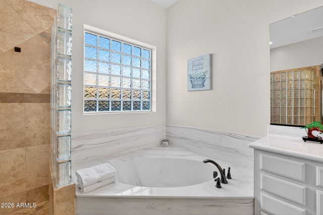 21288 E RUSSET Road, Queen Creek, AZ 85142