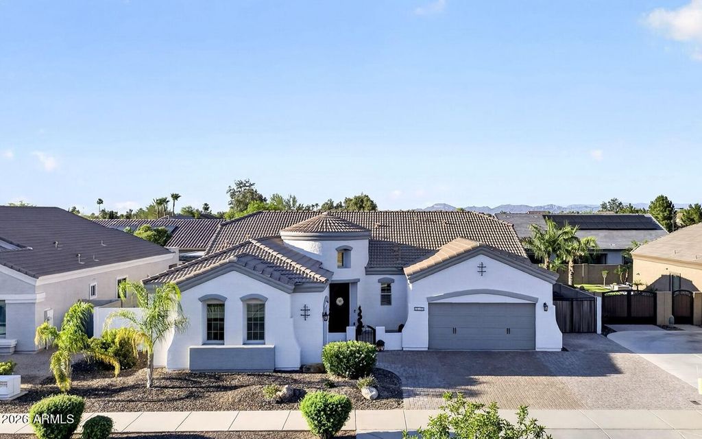 21288 E RUSSET Road, Queen Creek, AZ 85142