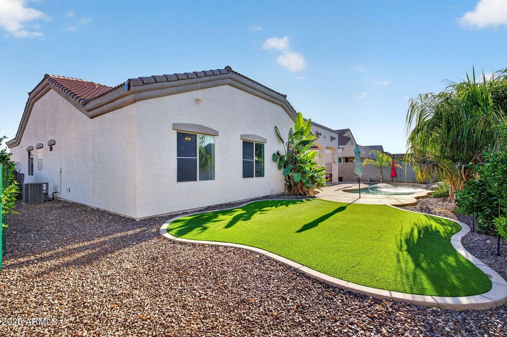 Image 42 of property listing at 21288 E RUSSET Road, Queen Creek, AZ 85142