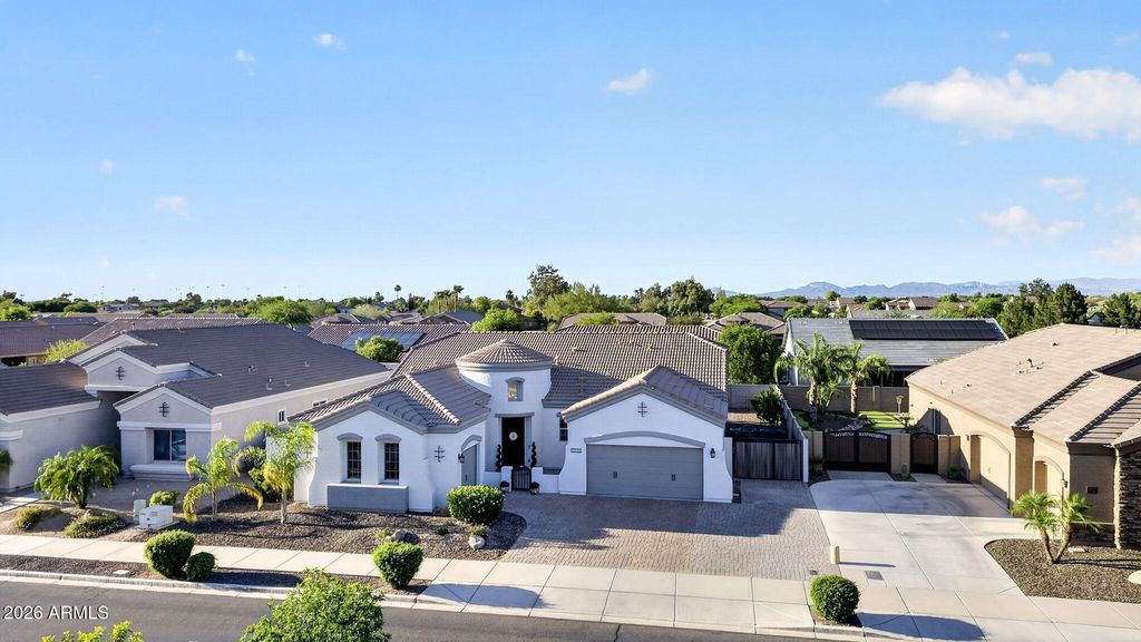 Image 46 of property listing at 21288 E RUSSET Road, Queen Creek, AZ 85142