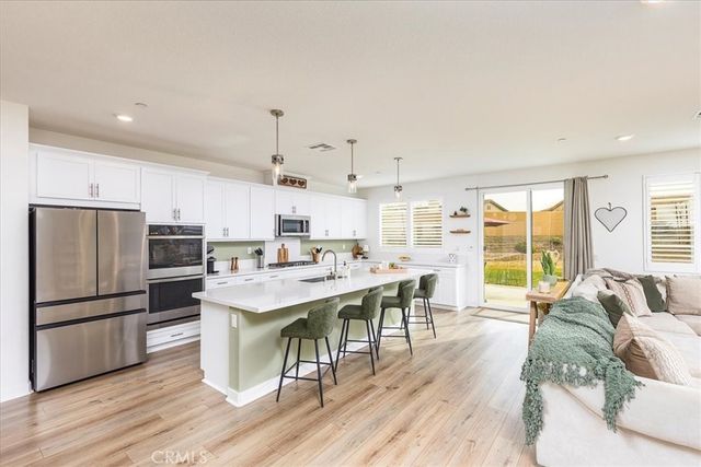 26663 Ash Summit Circle, Menifee, CA 92584