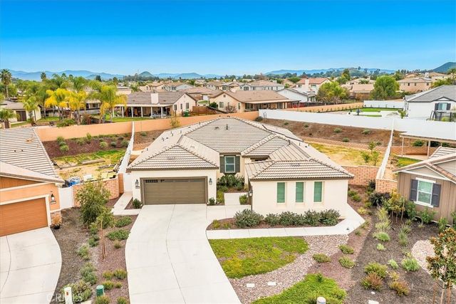 26663 Ash Summit Circle, Menifee, CA 92584