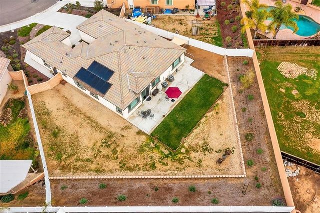 26663 Ash Summit Circle, Menifee, CA 92584