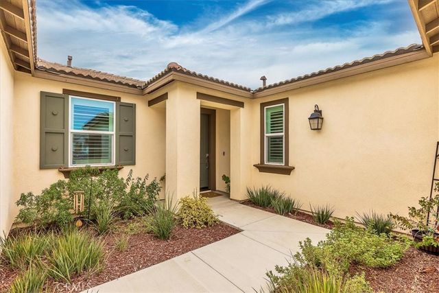 26663 Ash Summit Circle, Menifee, CA 92584
