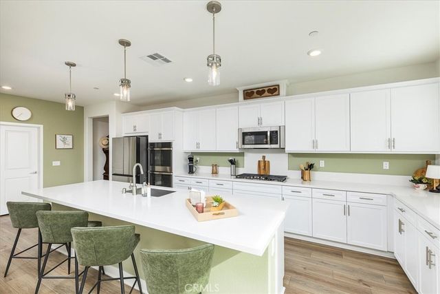 26663 Ash Summit Circle, Menifee, CA 92584