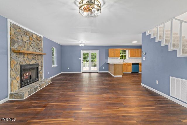 105 Beech Lane Lane, Roan Mountain, TN 37687