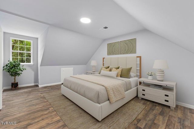 105 Beech Lane Lane, Roan Mountain, TN 37687