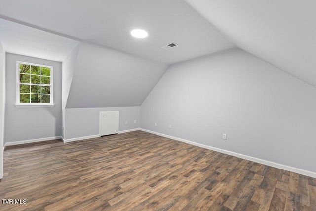 105 Beech Lane Lane, Roan Mountain, TN 37687