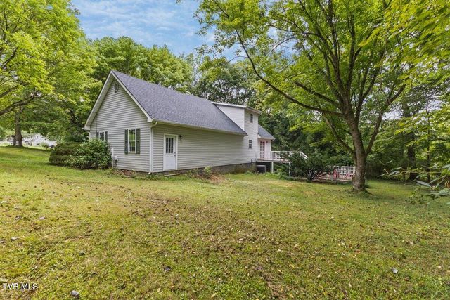 105 Beech Lane Lane, Roan Mountain, TN 37687