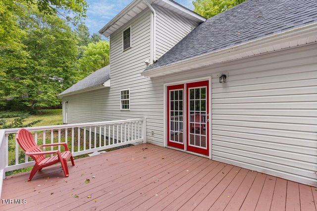 105 Beech Lane Lane, Roan Mountain, TN 37687