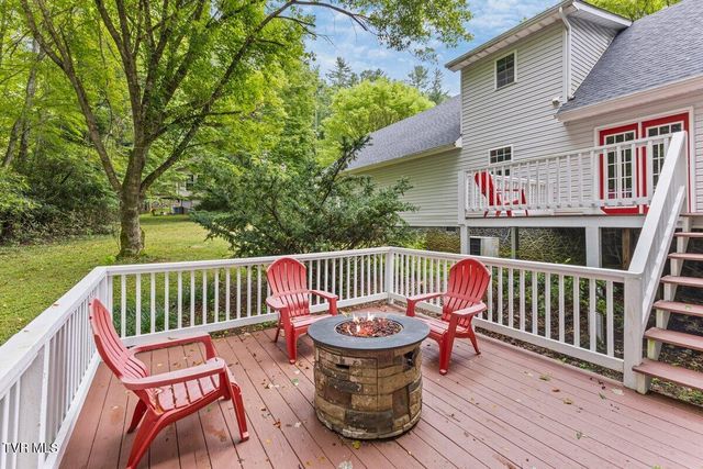 105 Beech Lane Lane, Roan Mountain, TN 37687