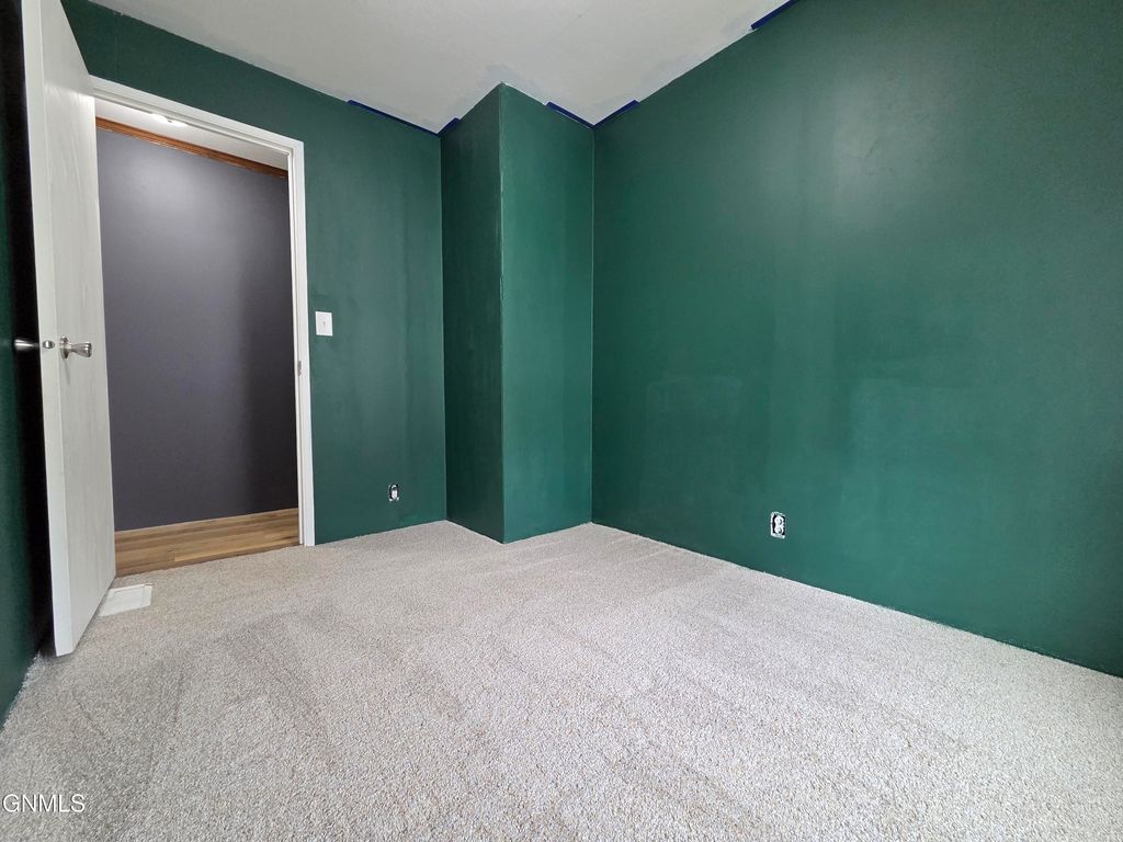 2500 Centennial Road, Bismarck, ND 58503 photo 22