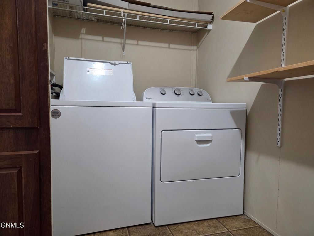 2500 Centennial Road, Bismarck, ND 58503 photo 30