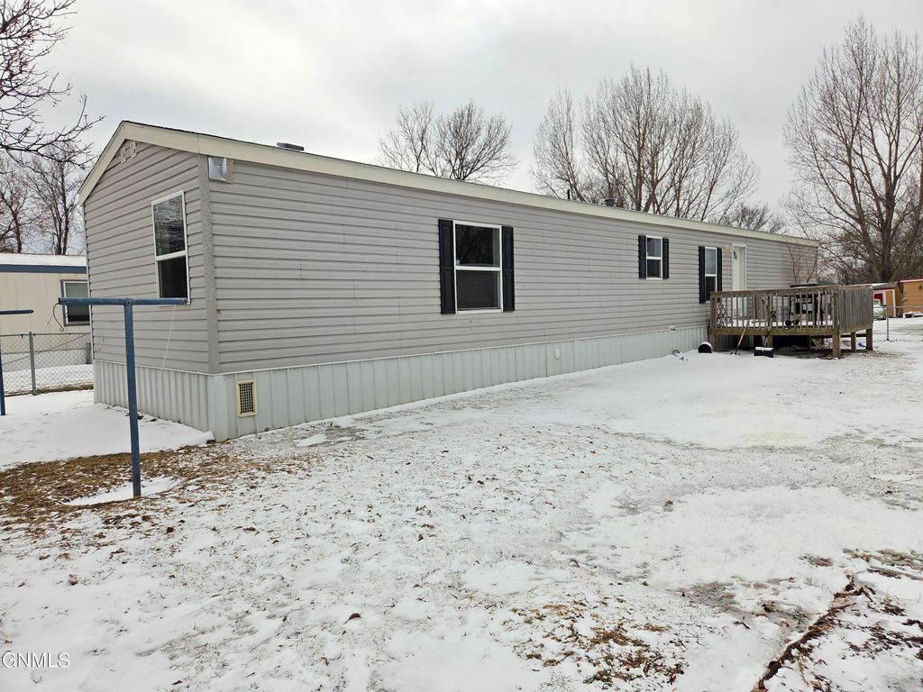 2500 Centennial Road, Bismarck, ND 58503 photo 34