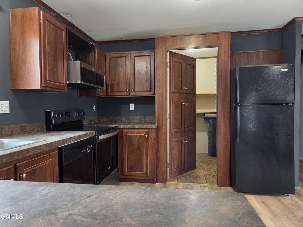 2500 Centennial Road, Bismarck, ND 58503 photo 5