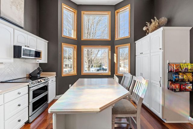 915 Klyva Road SE, Cokato, MN 55321