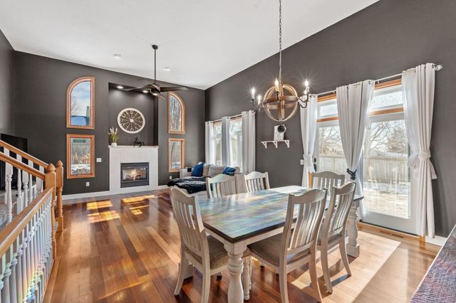 915 Klyva Road SE, Cokato, MN 55321