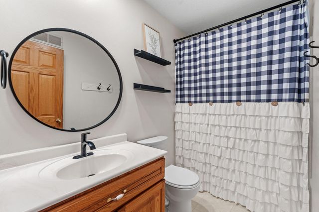 915 Klyva Road SE, Cokato, MN 55321