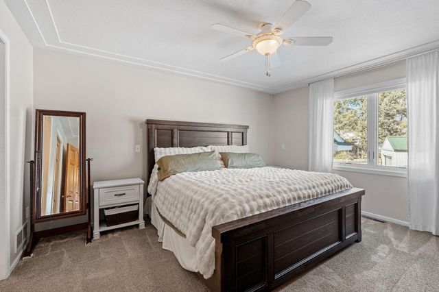 915 Klyva Road SE, Cokato, MN 55321