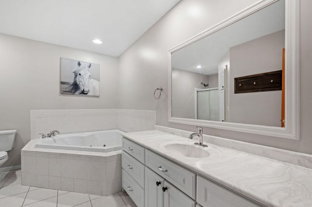 915 Klyva Road SE, Cokato, MN 55321