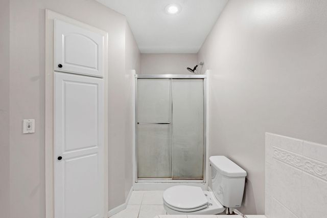 915 Klyva Road SE, Cokato, MN 55321