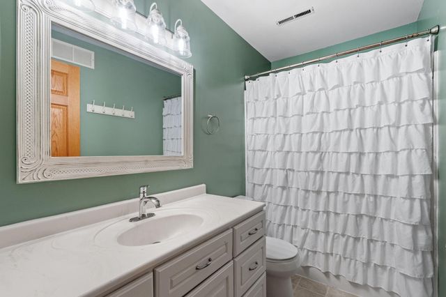 915 Klyva Road SE, Cokato, MN 55321