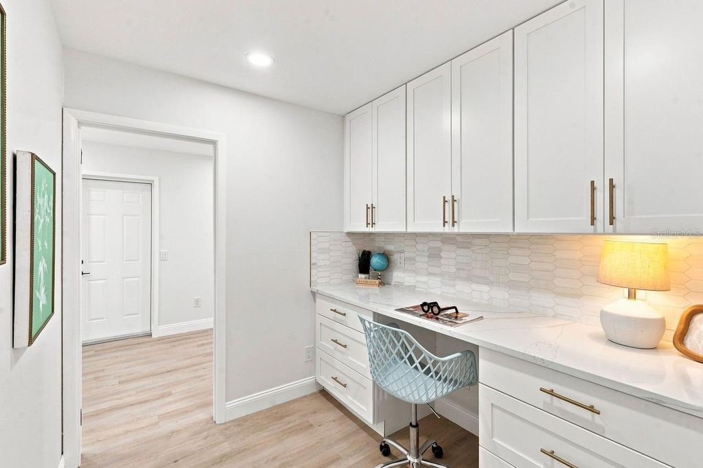 Image 23 of property listing at 212 GIOTTO DRIVE, Nokomis, FL 34275