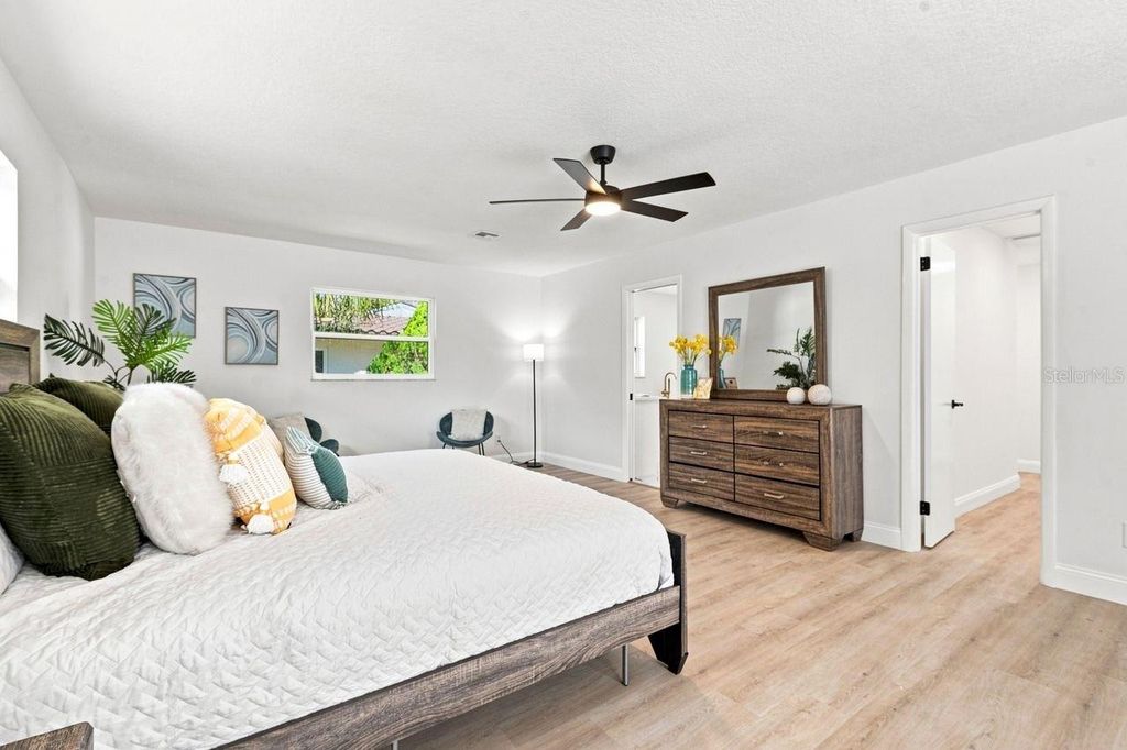 Image 26 of property listing at 212 GIOTTO DRIVE, Nokomis, FL 34275
