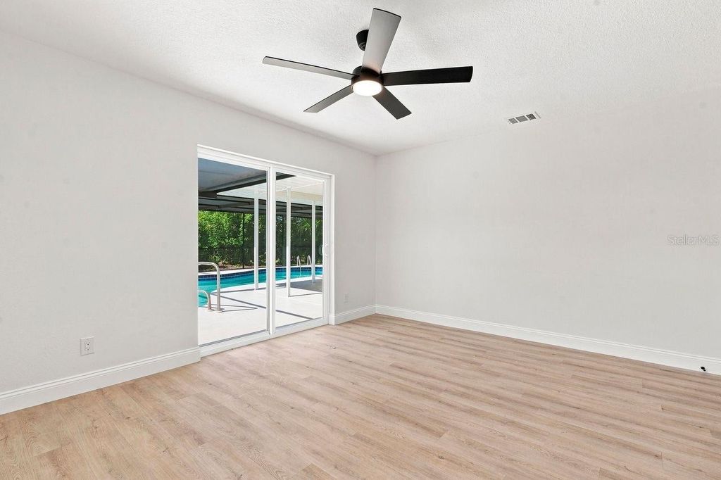 Image 31 of property listing at 212 GIOTTO DRIVE, Nokomis, FL 34275