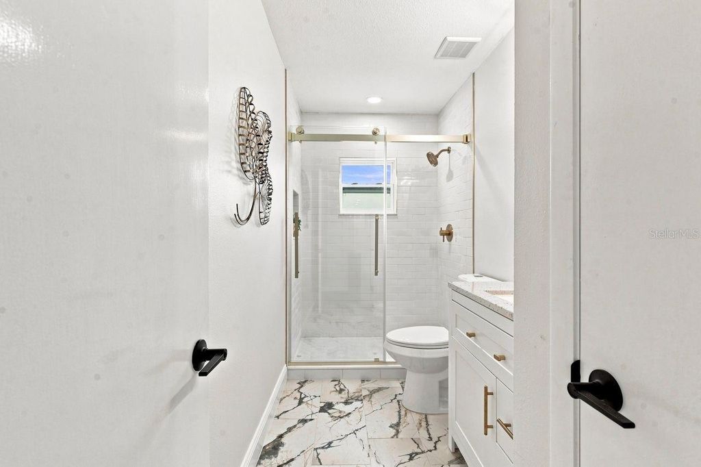 Image 33 of property listing at 212 GIOTTO DRIVE, Nokomis, FL 34275