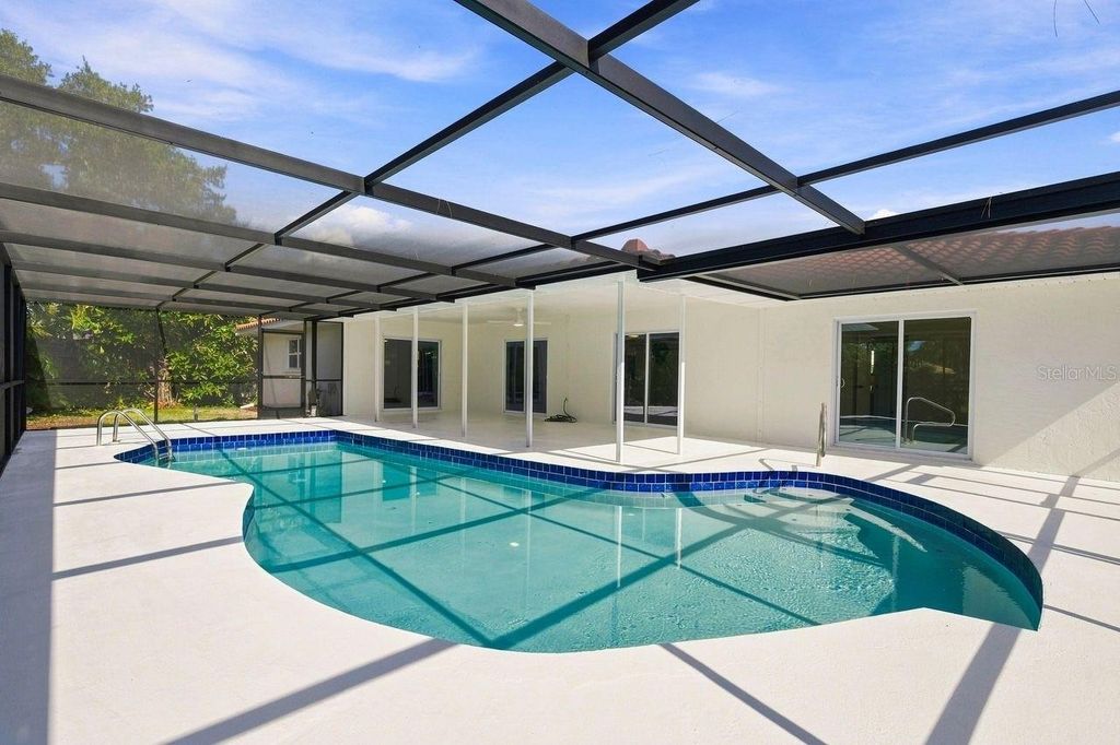 Image 37 of property listing at 212 GIOTTO DRIVE, Nokomis, FL 34275