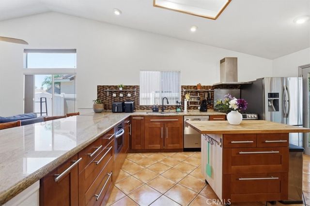 5175 Melbourne, Riverside, CA 92508